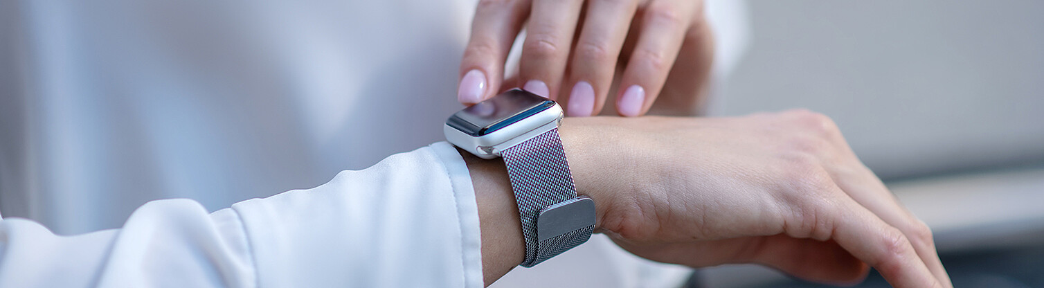 jaki smartwatch dla kobiety